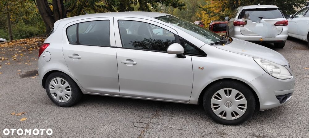 Opel Corsa - 4