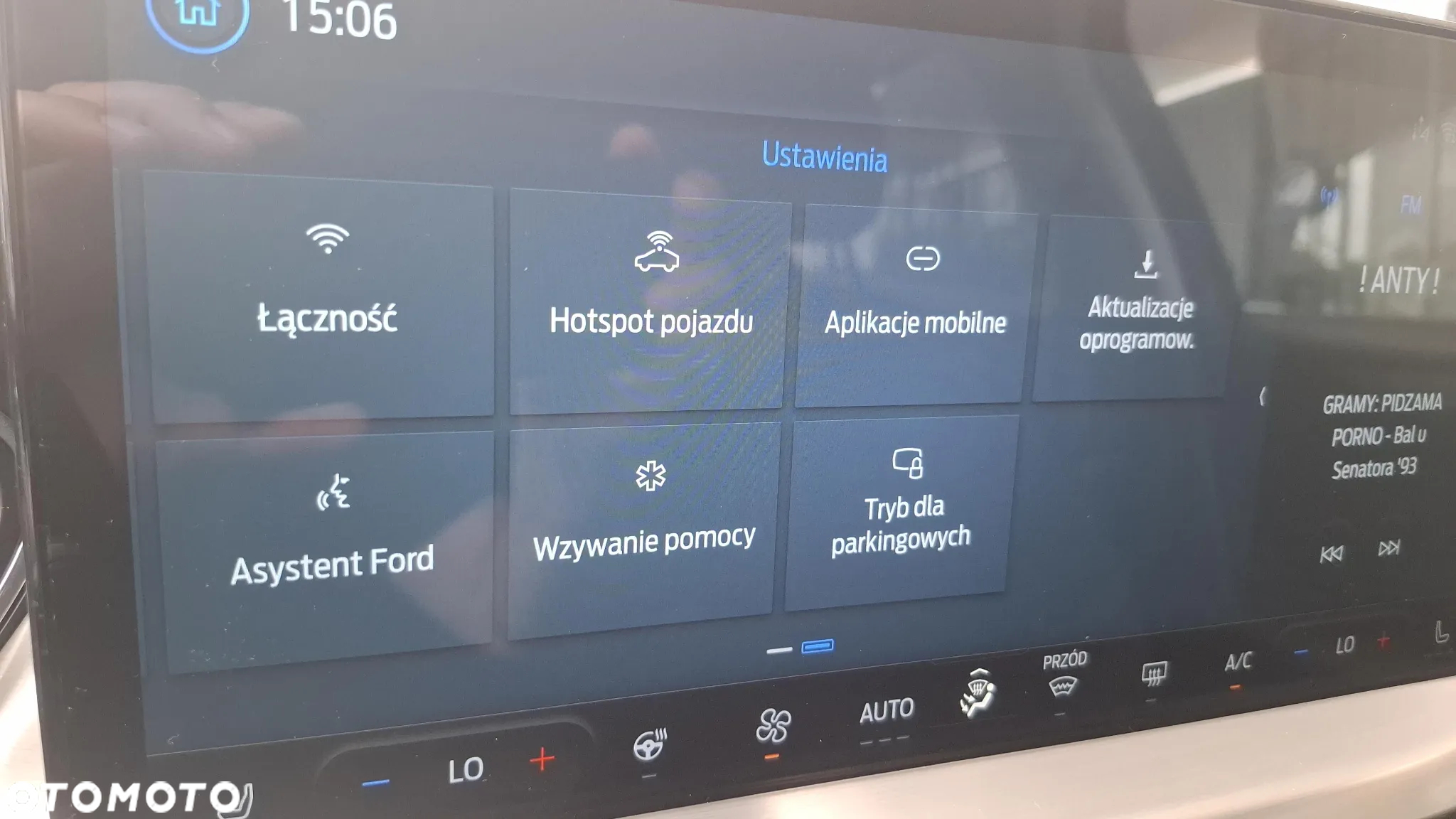 Ford Focus 1.0 EcoBoost Titanium X - 31