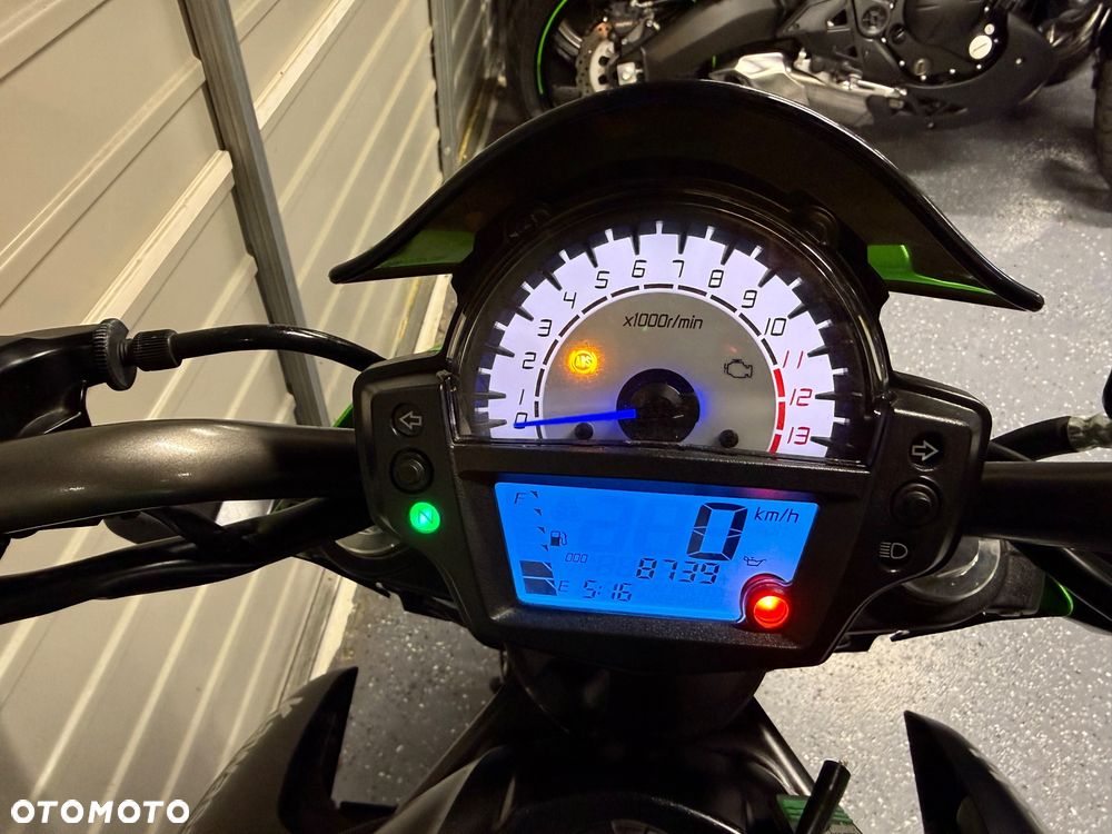 Kawasaki ER - 9