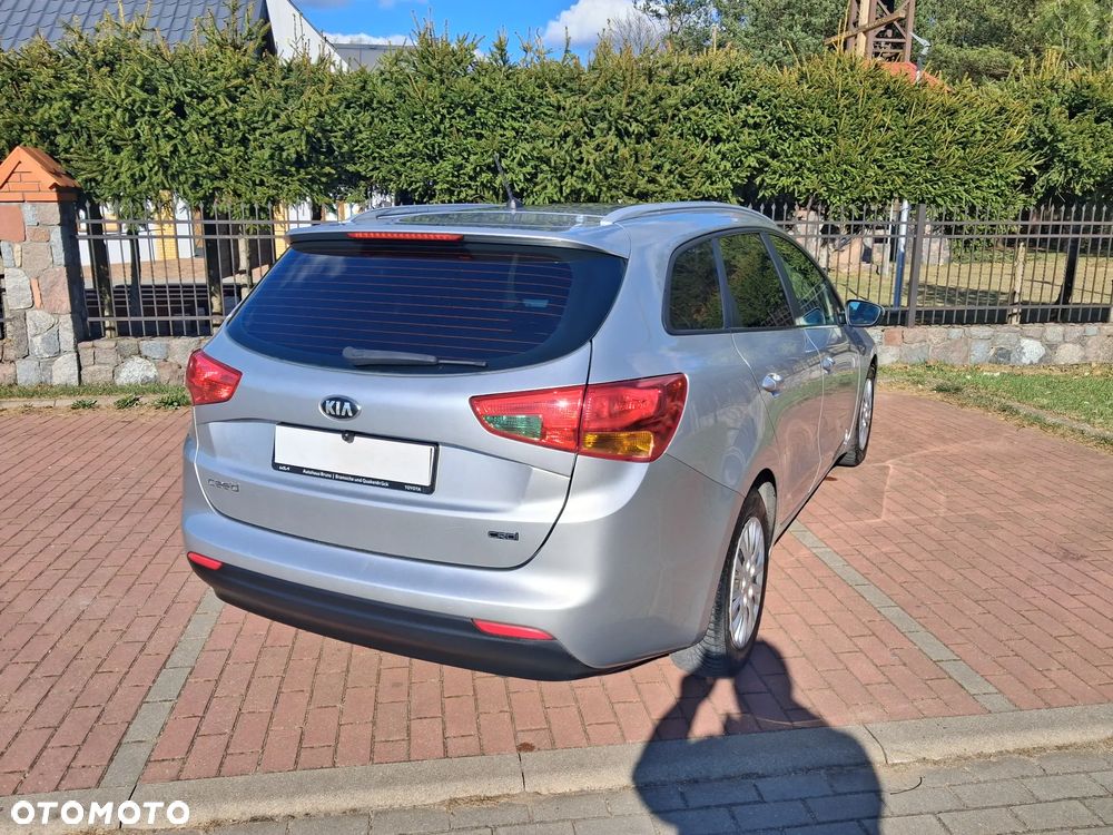 Kia Ceed - 7