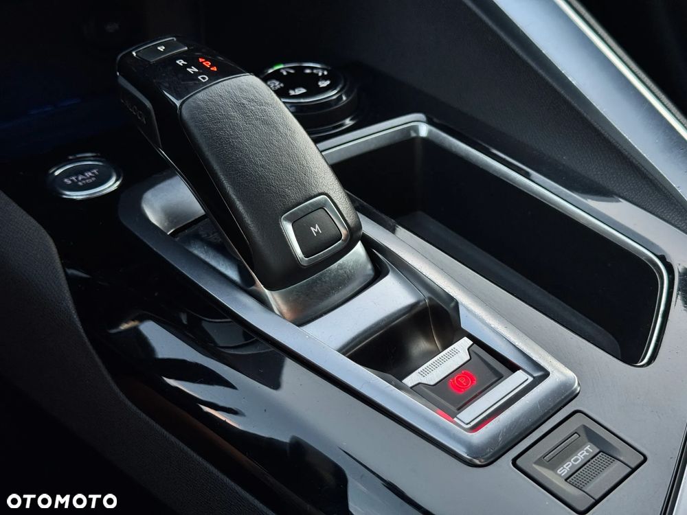 Peugeot 5008 BlueHDi 180 EAT8 GT - 16