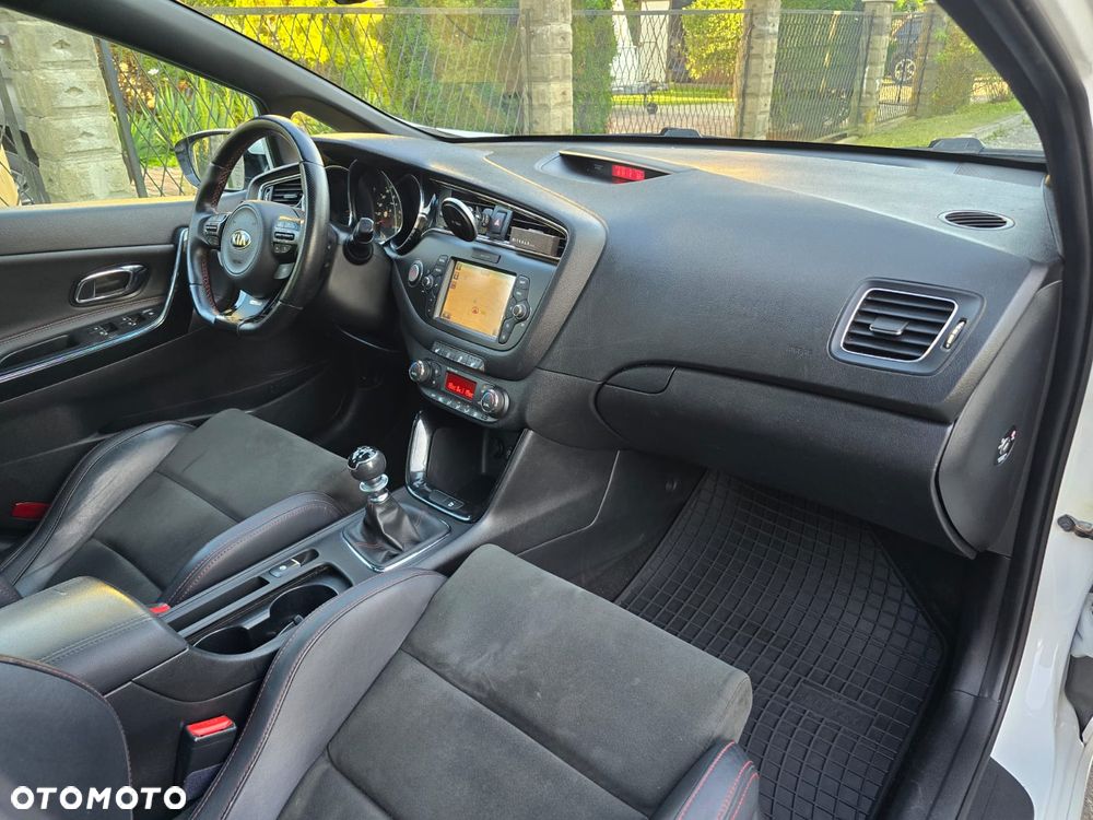 Kia Ceed 1.6 T-GDI GT-Challenge - 39