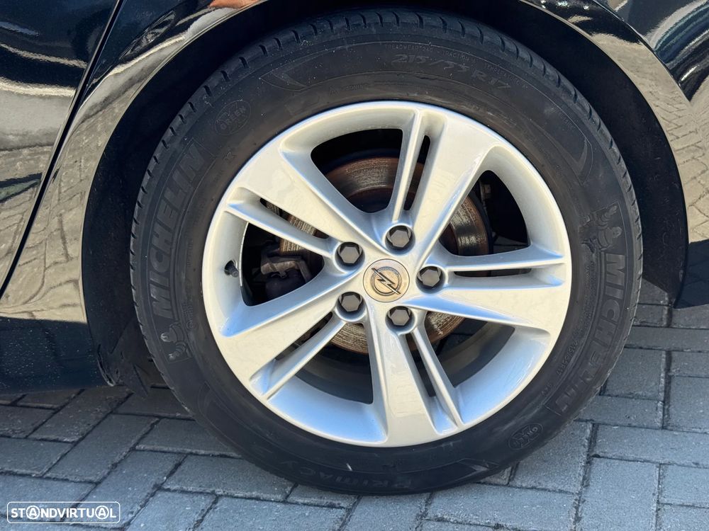 Opel Insignia Grand Sport - 28