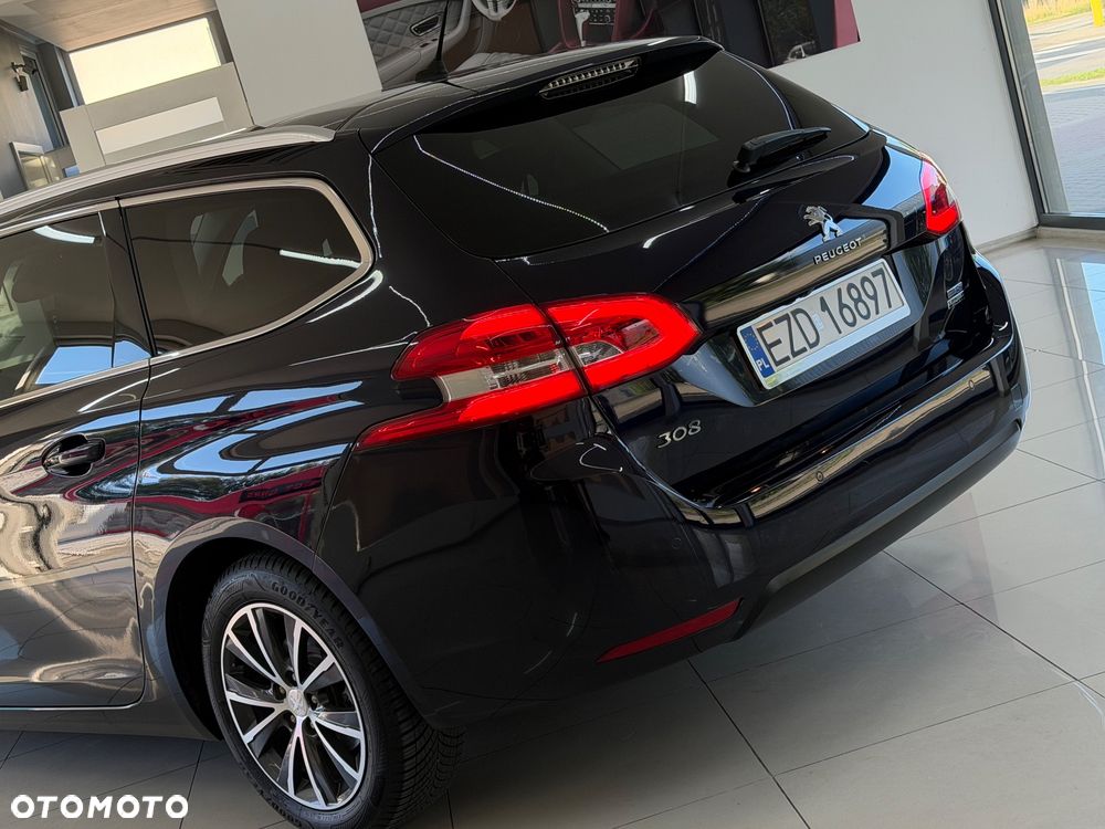 Peugeot 308 BlueHDi FAP 120 Stop&Start Style - 38