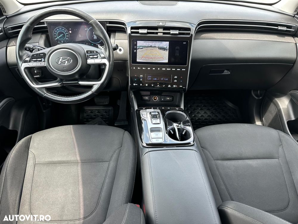 Hyundai Tucson 1.6 CRDi 48V-Hybrid 4WD DCT Prime - 11