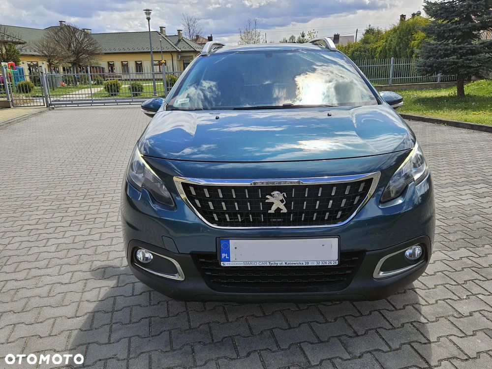 Peugeot 2008 1.2 Pure Tech Style S&S - 2