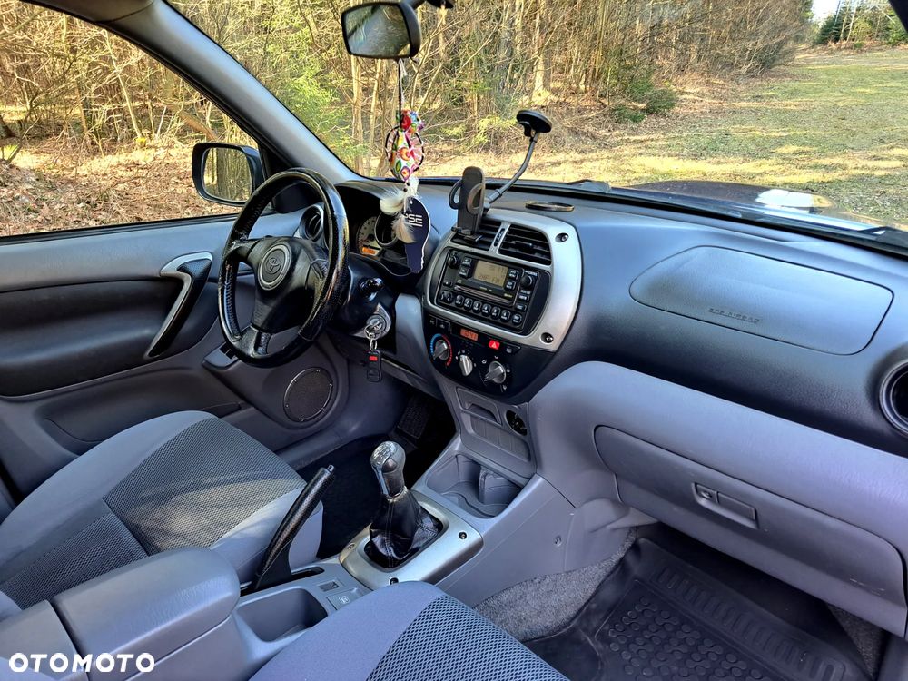 Toyota RAV4 D-4D 4x4 Executive - 12