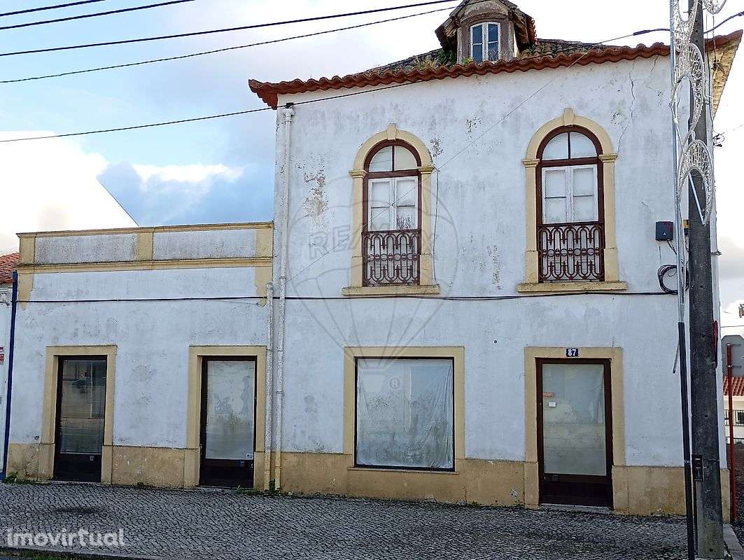Moradia T6 para venda - Grande imagem: 2/24