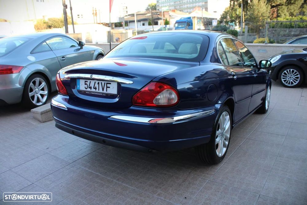 Jaguar X-Type - 6