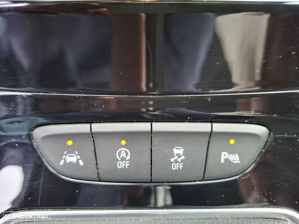 Opel Astra Sports Tourer 1.2 T Design & Tech S/S - 36