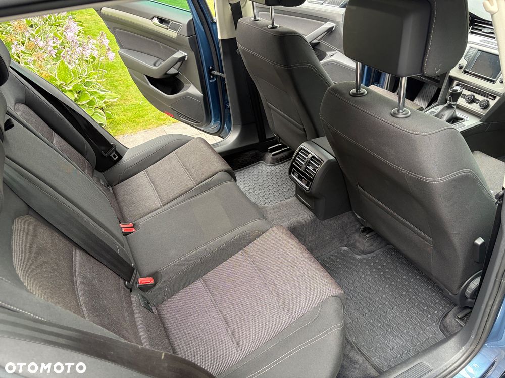 Volkswagen Passat 1.8 TSI BMT Comfortline - 15