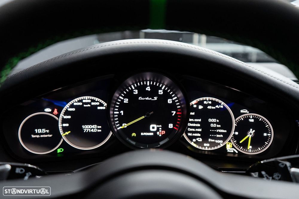 Porsche Panamera Turbo S E-Hybrid - 37