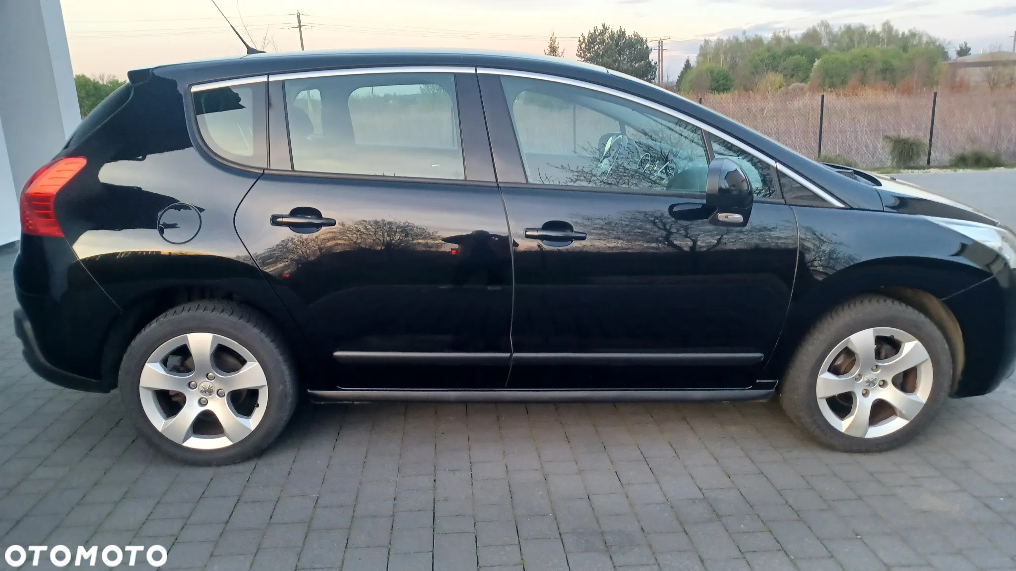 Peugeot 3008 1.6 HDi Active - 11