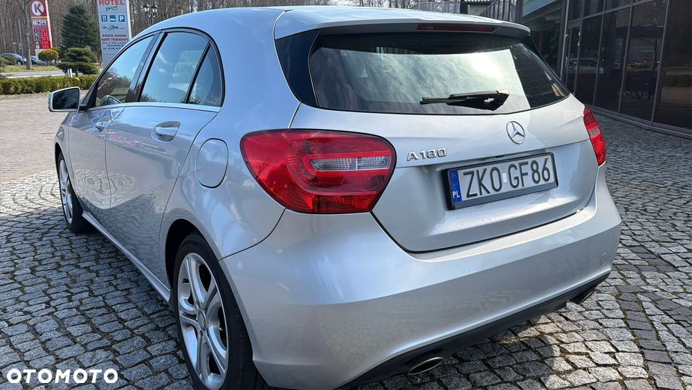 Mercedes-Benz Klasa A 180 (BlueEFFICIENCY) - 7