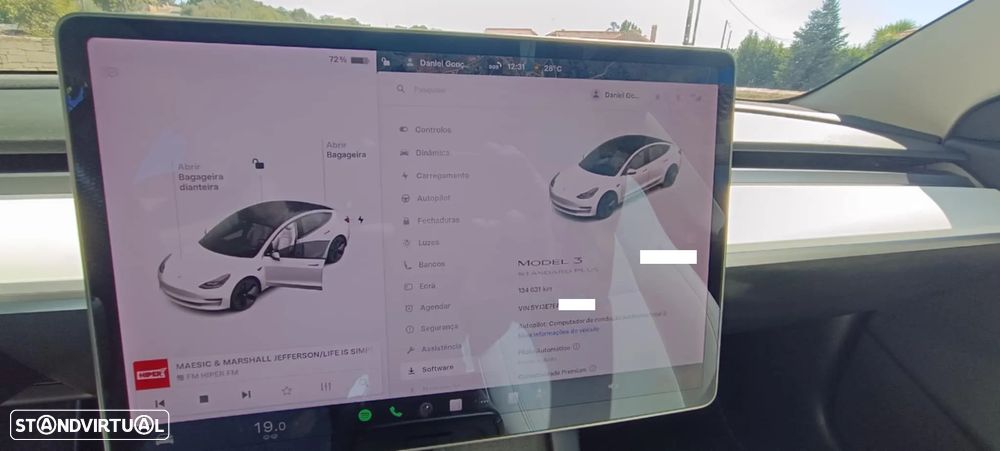 Tesla Model 3 - 4