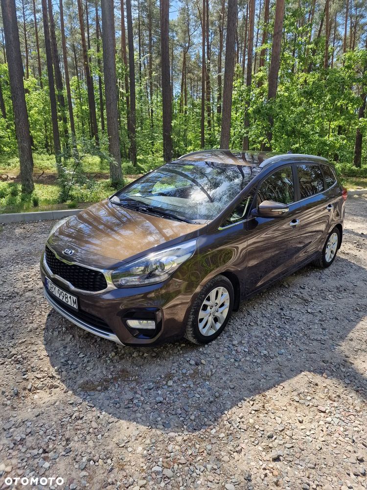 Kia Carens 1.7 CRDi L DCT - 1