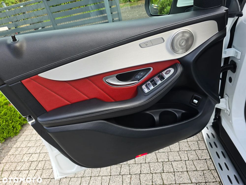 Mercedes-Benz GLC - 17