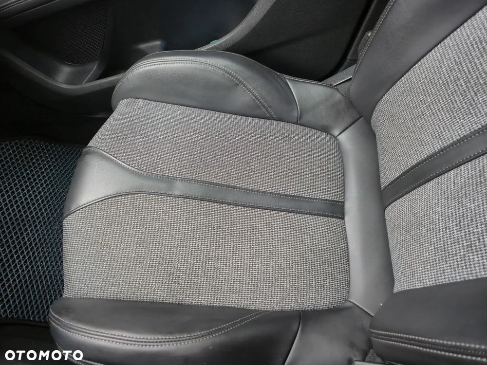 Peugeot 5008 1.2 PureTech Active S&S - 8