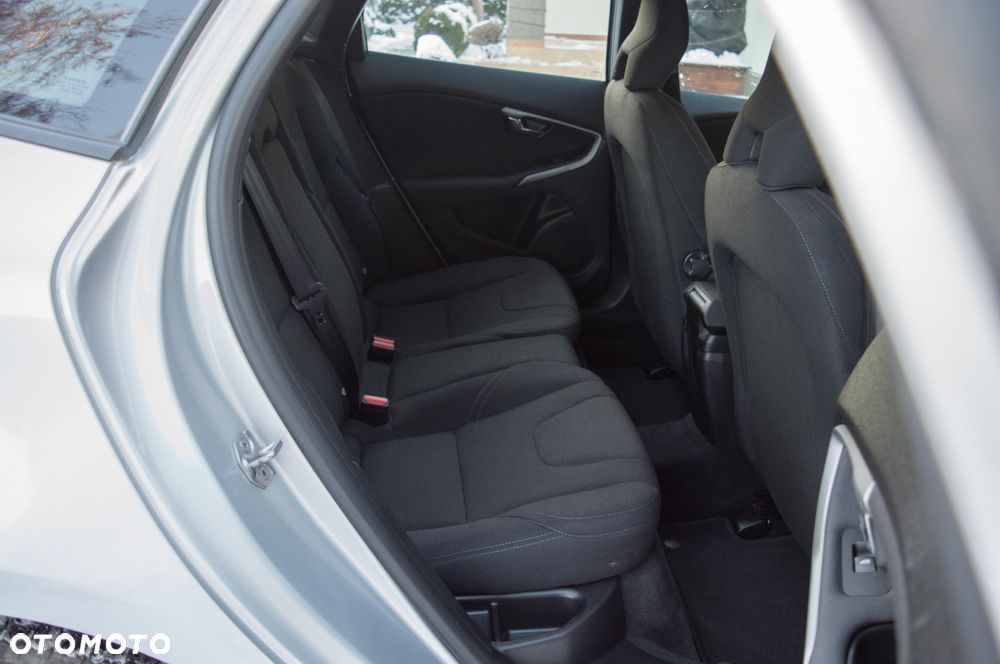 Volvo V40 D2 Drive-E Kinetic - 33