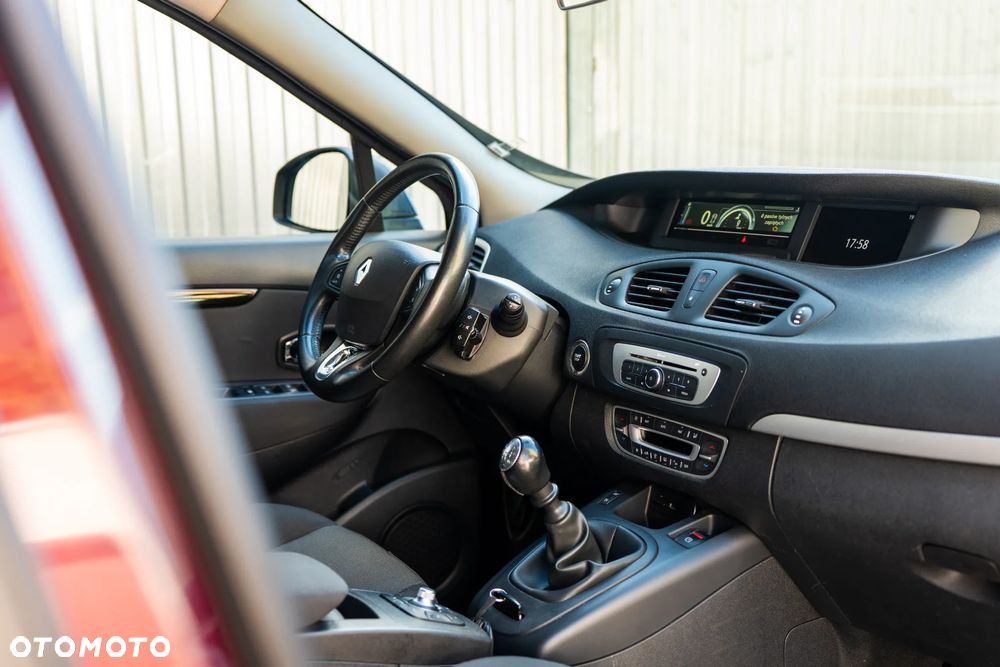 Renault Scenic dCi 110 Expression - 4