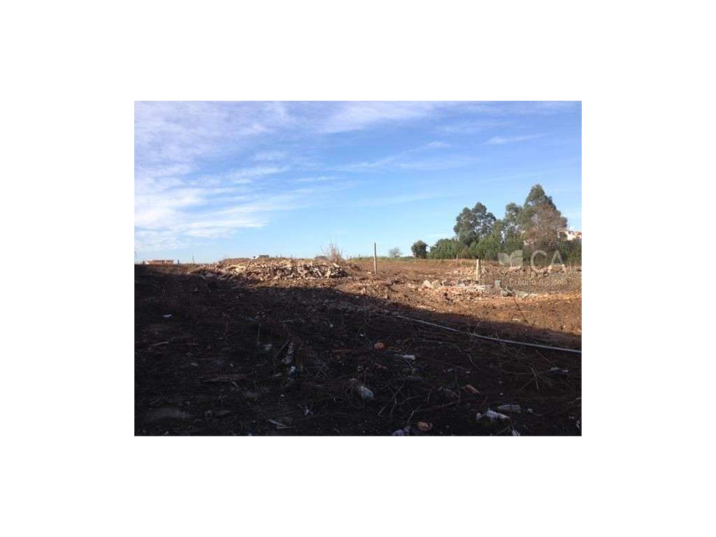 Terreno para construção com 19000m2, duas frentes de estrada - Estr... - Grande imagem: 2/4
