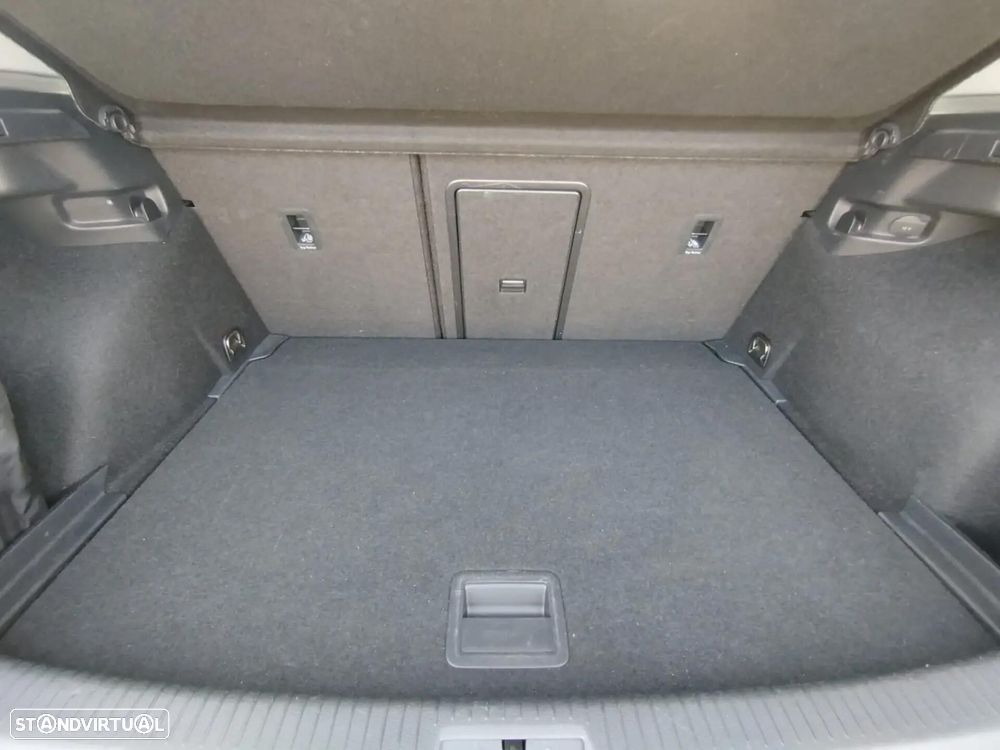 VW Golf - 31