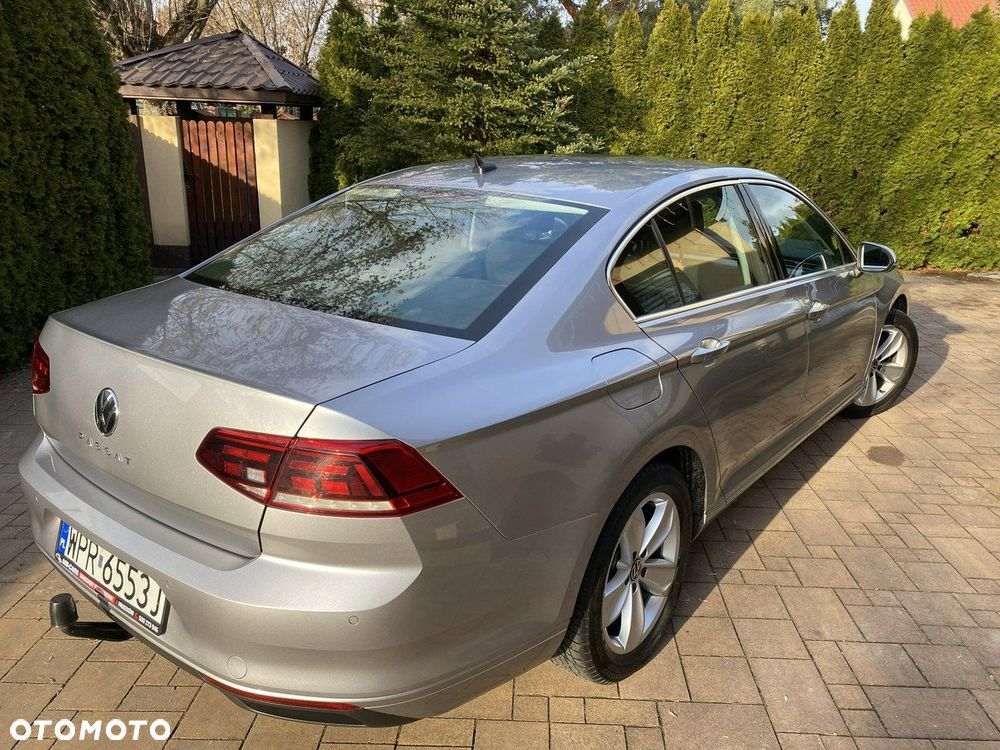 Volkswagen Passat 2.0 TSI Business DSG - 11