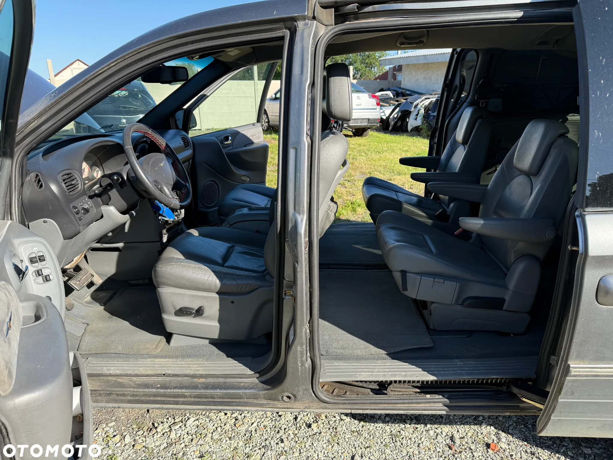 Chrysler Grand Voyager 2.8CRD 150KM|Stow&Go| Skóra|Ele.Drzwi i Klapa|Skóra - 3