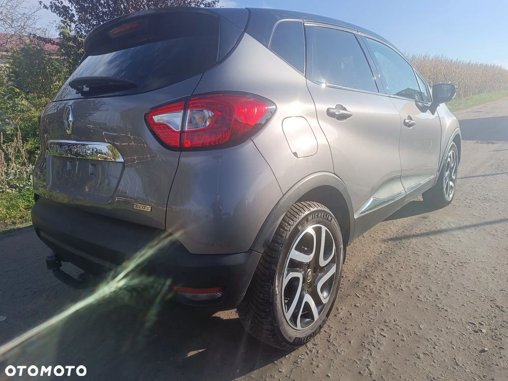 Renault Captur - 31