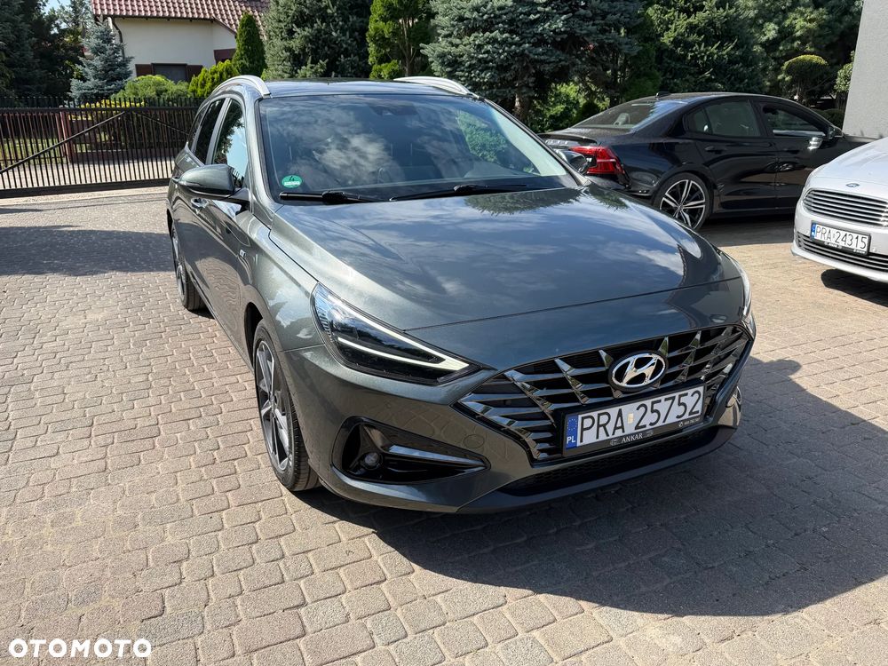 Hyundai i30 1.5 T-GDI 48V-Hybrid Advantage - 2