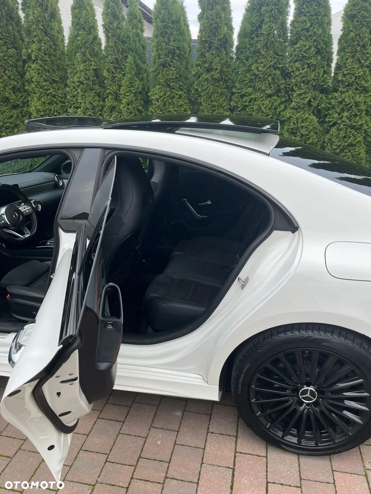 Mercedes-Benz CLA - 18