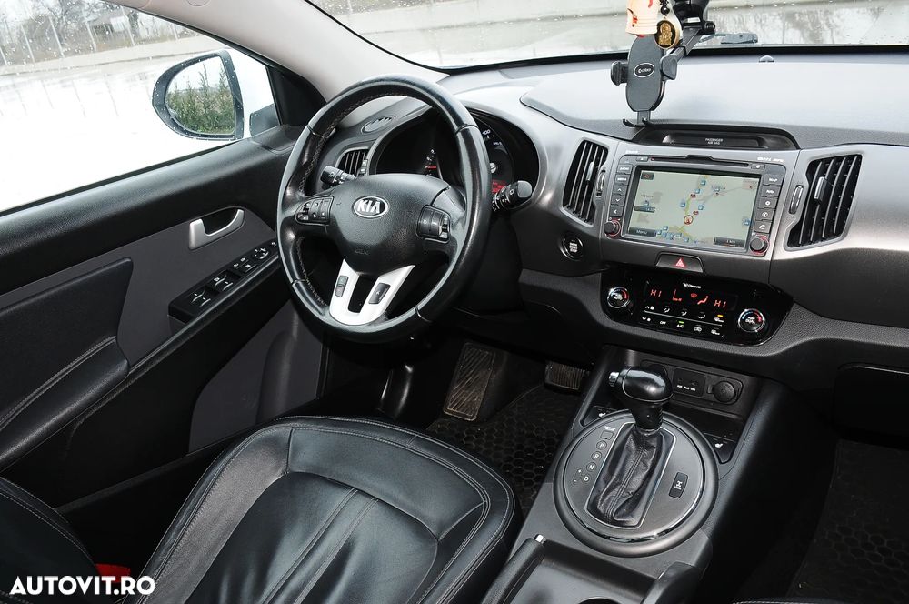 Kia Sportage 2.0 DSL HP 6AT 4x4 Style - 23