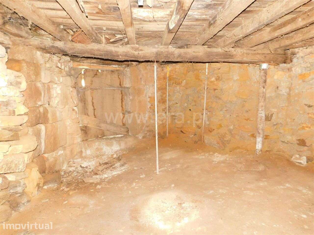 Moradia Geminada T2 / Seia, Seia, São Romão e Lapa dos Dinheiros - Grande imagem: 3/6