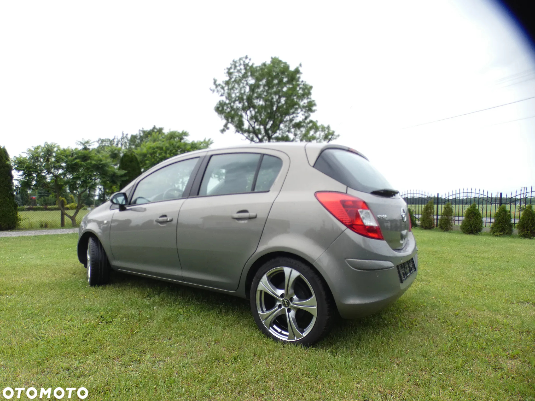 Opel Corsa 1.4 drive - 2