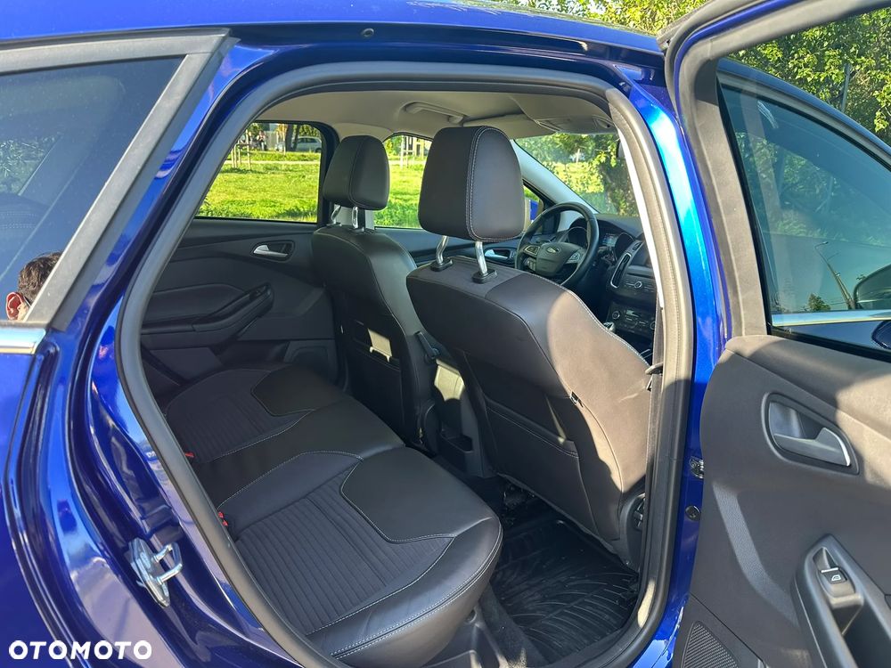 Ford Focus 1.0 EcoBoost Titanium ASS - 10