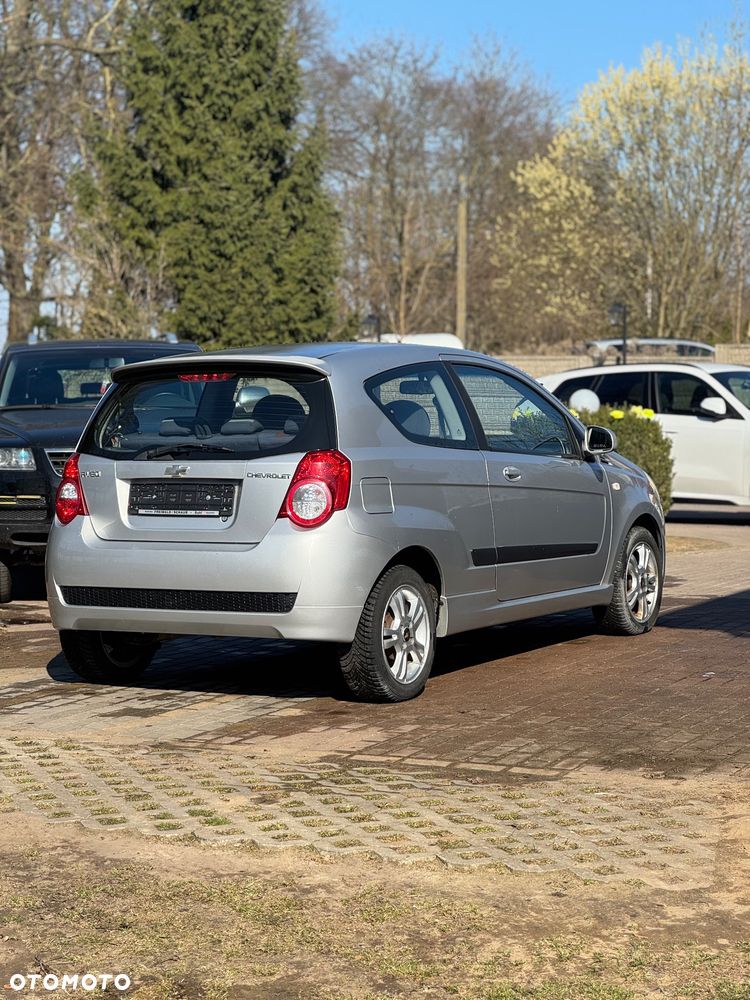 Chevrolet Aveo 1.2 LS - 8