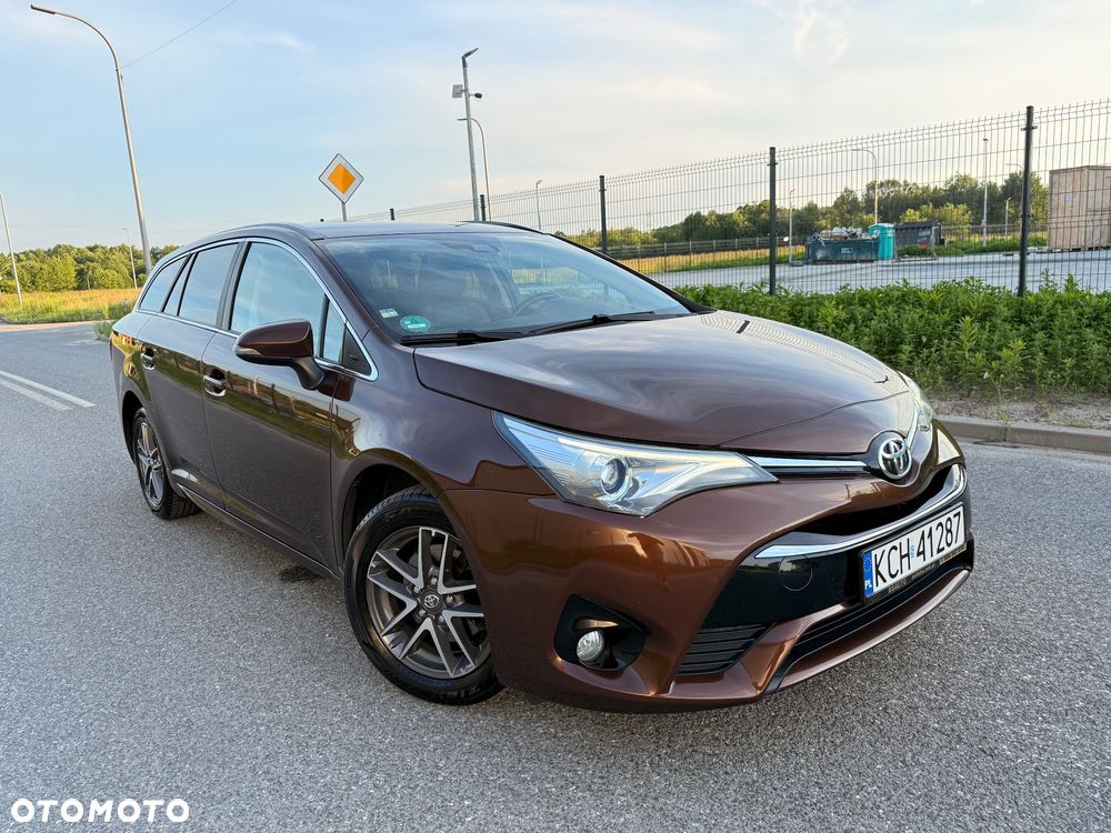 Toyota Avensis 1.8 Selection - 10