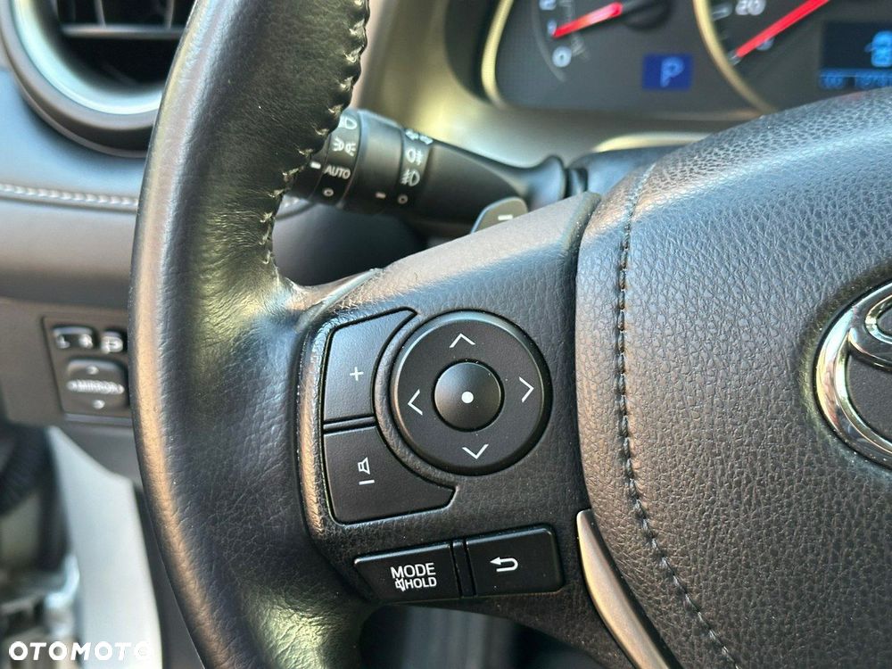 Toyota RAV4 - 23