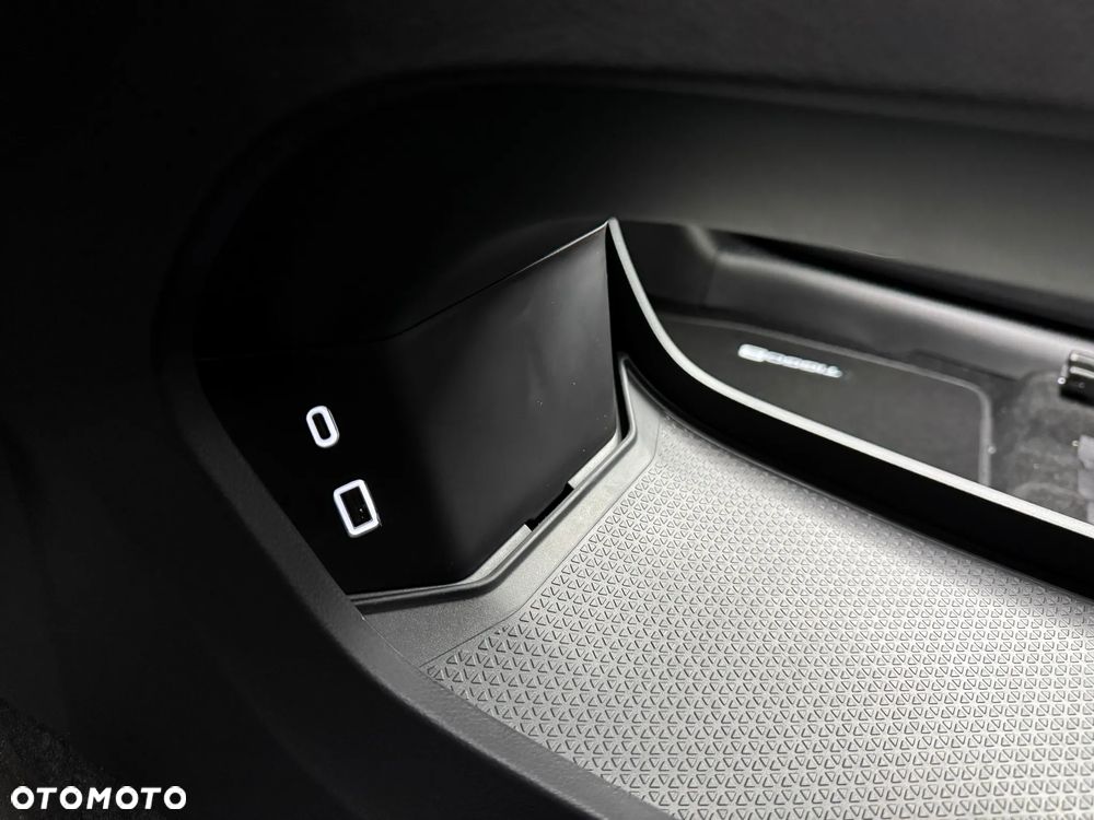 Chery Tiggo 8 1.5 T-GDI Super Hybrid Prestige DCT - 20