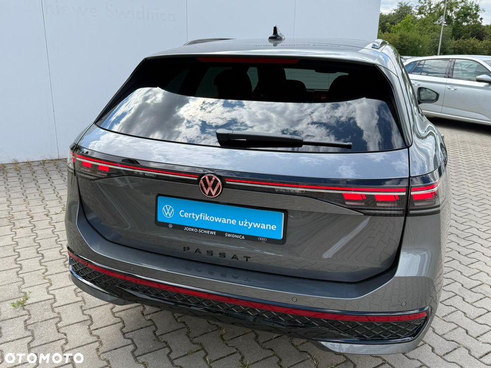 Volkswagen Passat - 7