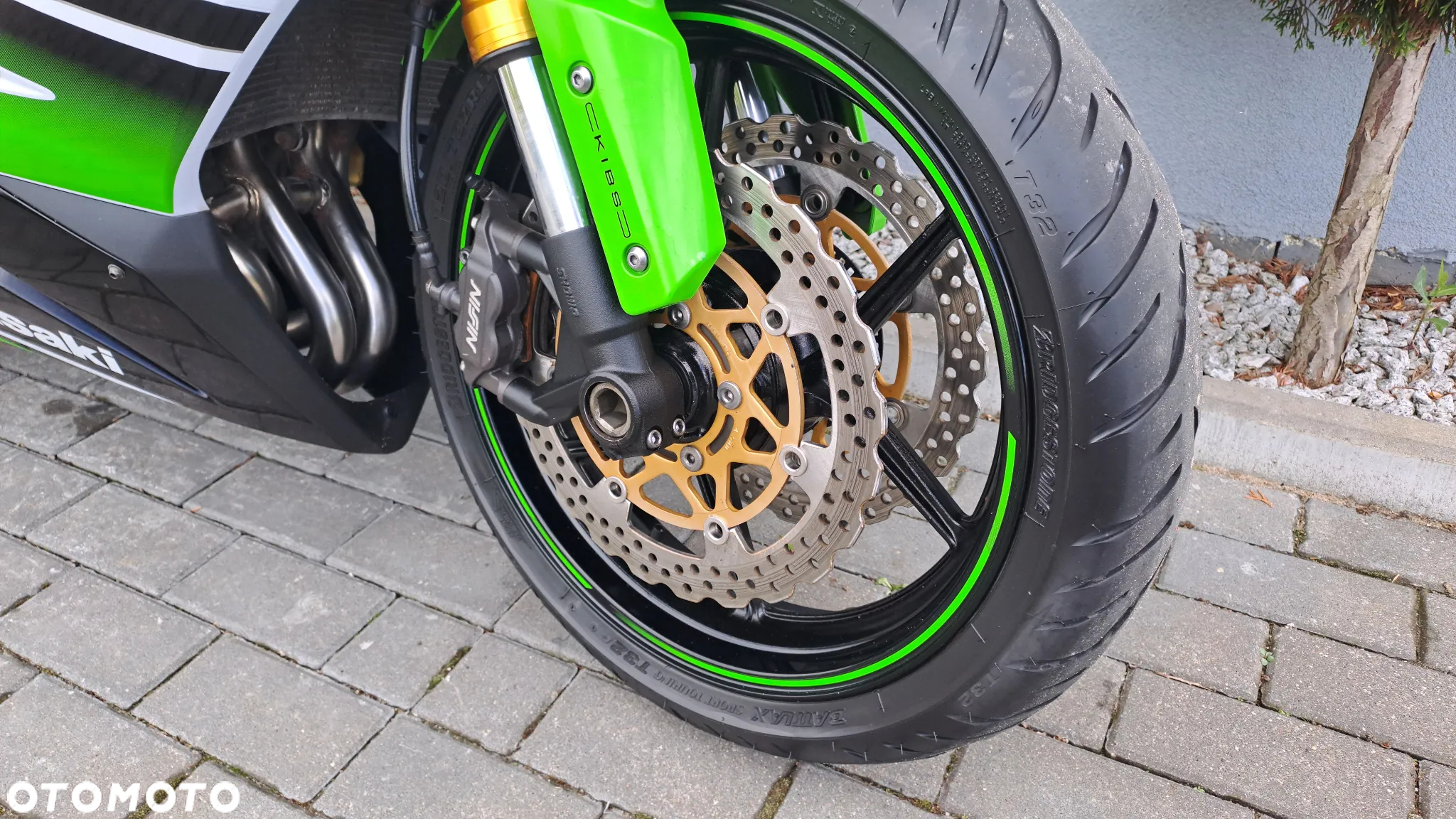 Kawasaki ZX - 11