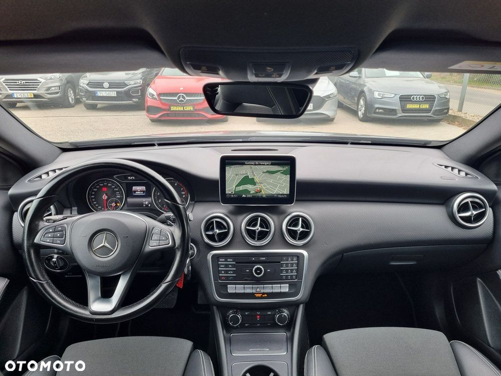 Mercedes-Benz Klasa A 180 7G-DCT Style - 14