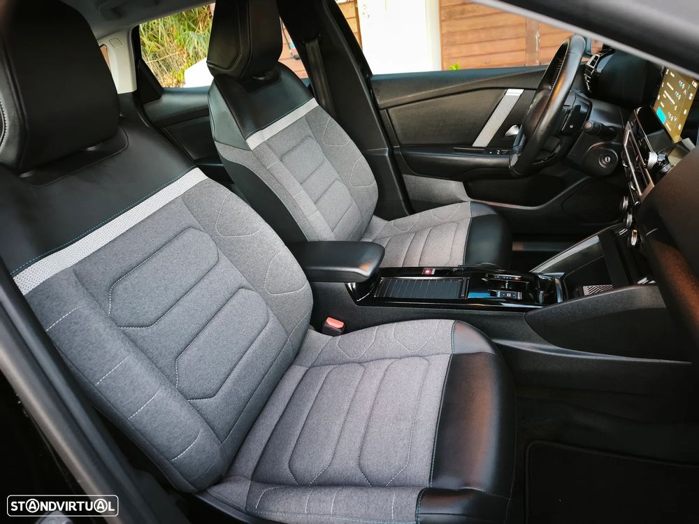 Citroën C4 X PureTech 130 Stop&Start EAT8 PLUS - 17