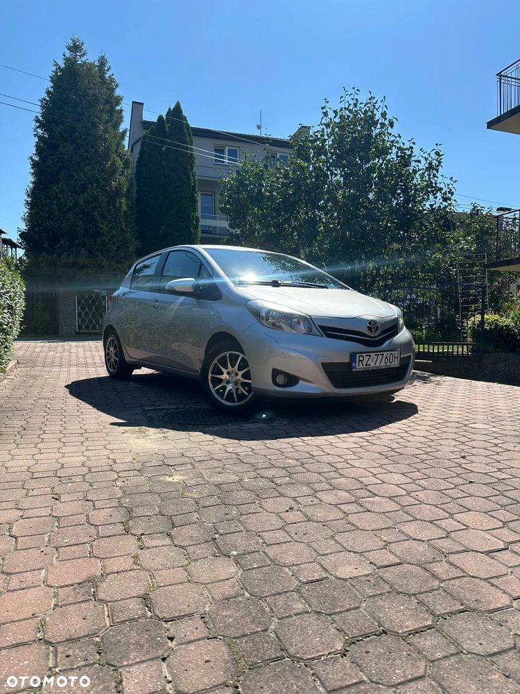 Toyota Yaris - 1