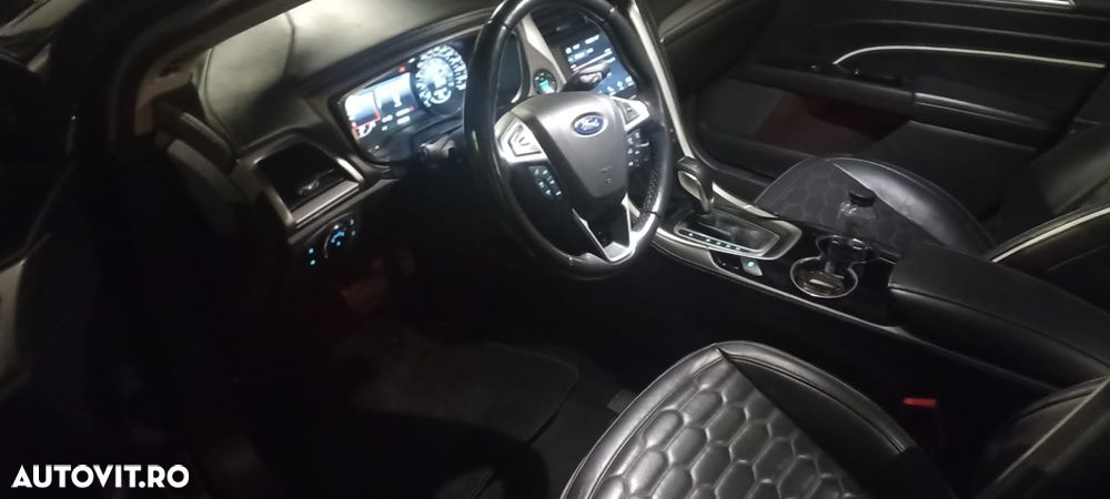 Ford Mondeo 2.0 TDCi PowerShift-Aut Allrad Vignale - 25