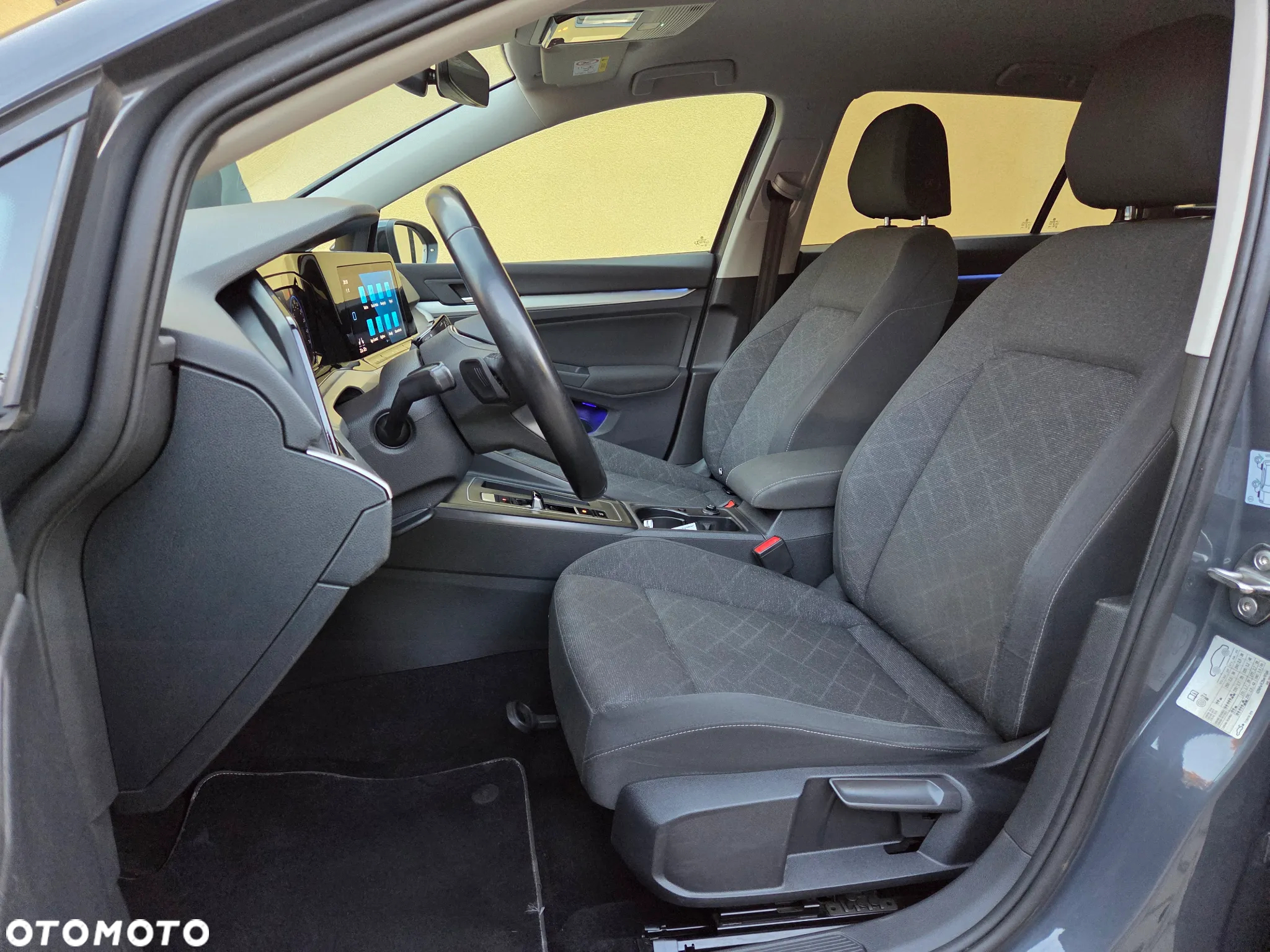 Volkswagen Golf VIII 2.0 TDI Life DSG - 18