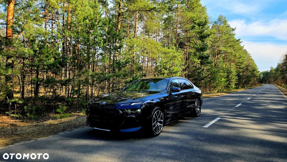 BMW i7 105.7kWh eDrive50 - 30