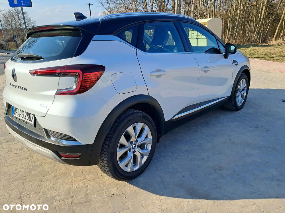 Renault Captur 1.6 E-TECH Plug-In Intens - 2