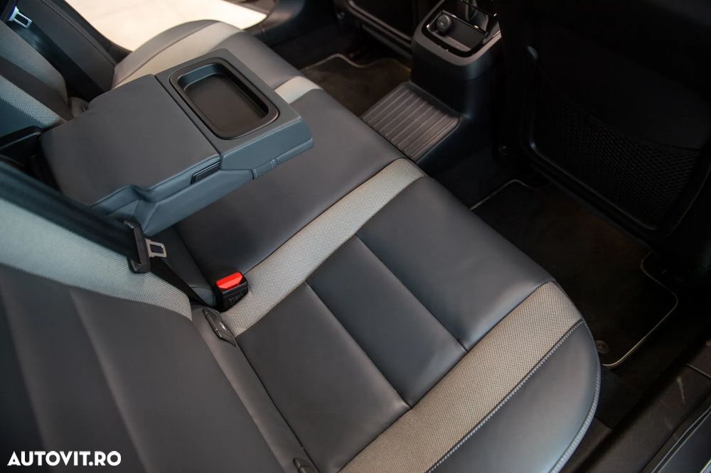 Volvo S60 T8 Recharge AWD Geartronic RDesign - 35