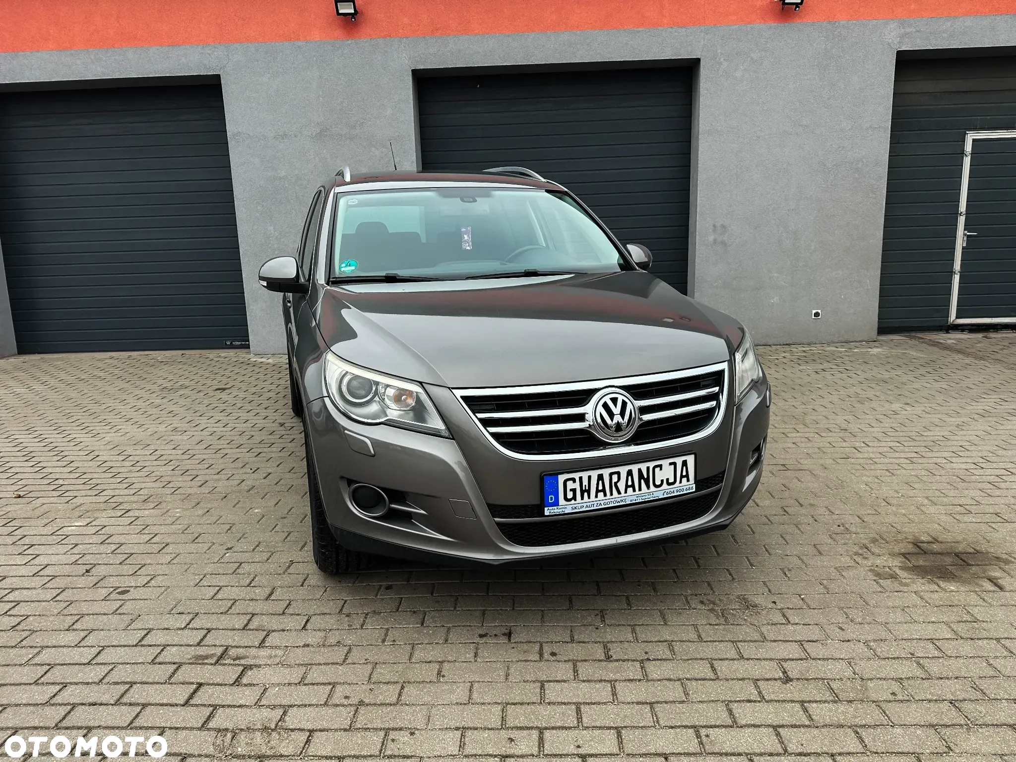 Volkswagen Tiguan 2.0 TDI DPF 4Motion BlueMotion Technology DSG Exclusive - 10